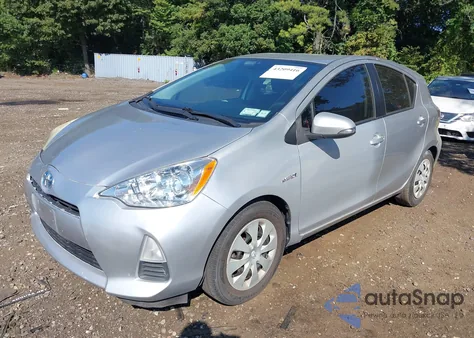 2012 Toyota Prius C Three z USA, uszkodzony, nr VIN JTDKDTB30C1507257